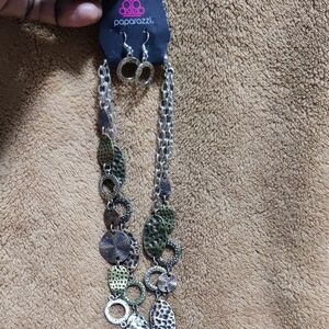 Paparazzi Textured Silver and Green Necklace Set
